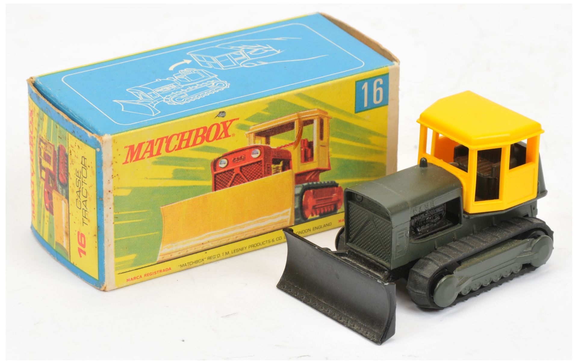 Matchbox Regular Wheels 16C Case Tractor - dark olive green 