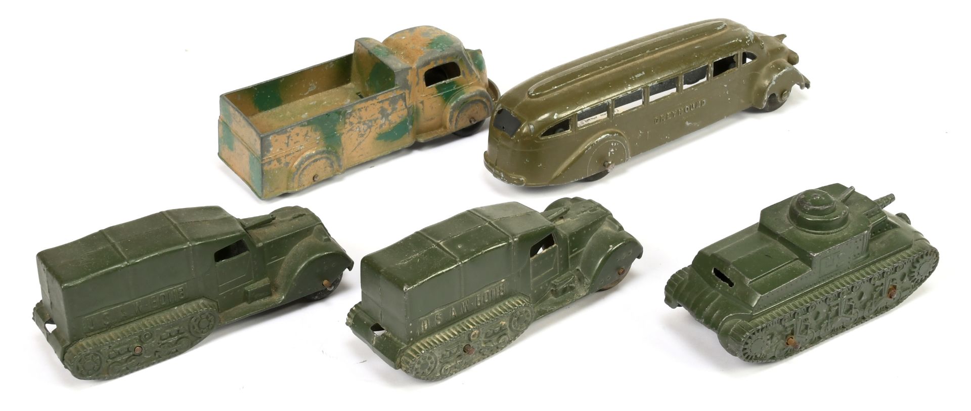 Tootsietoy military  group of 5  - to include Tank, open back wagon, armoured half-track plus oth... - Image 2 of 2