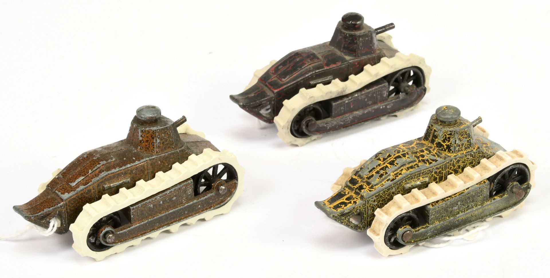 Tootsietoy group of 3 Renault Tanks - (1) black , yellow,(2) dark brown (3) dark, yellow purple  - Image 2 of 2