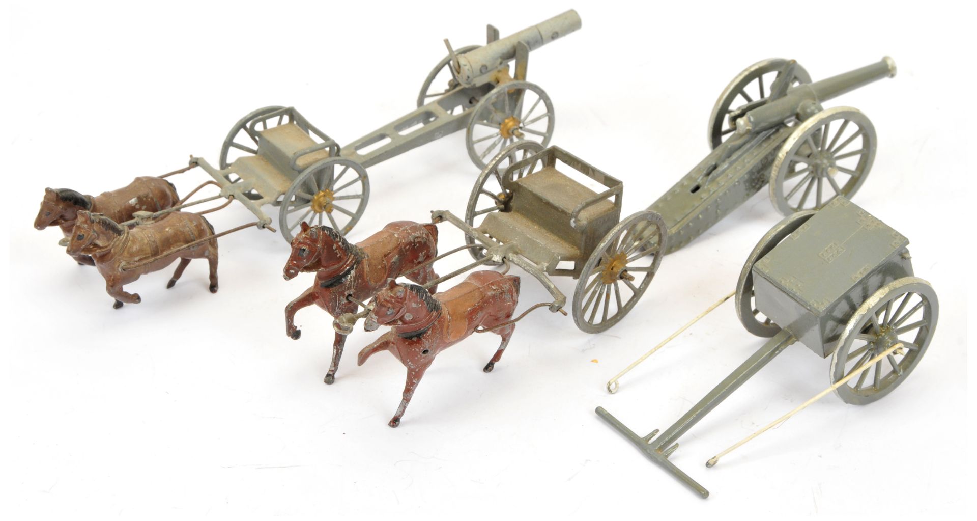 Diecast Field Gun, Horses & Limbers (unknown manufacturers)