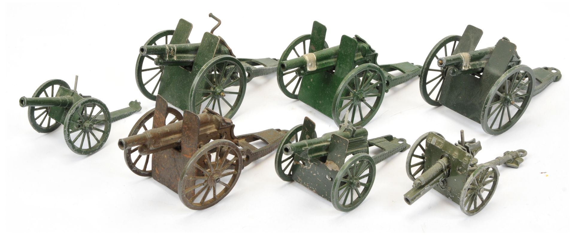 Britains - Group of Diecast Field Guns