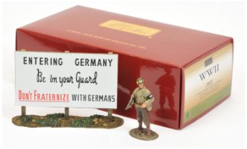 Britains WWII Series - Set No. 25033 'US Military Policeman Standing with Thompson and Warning Sign