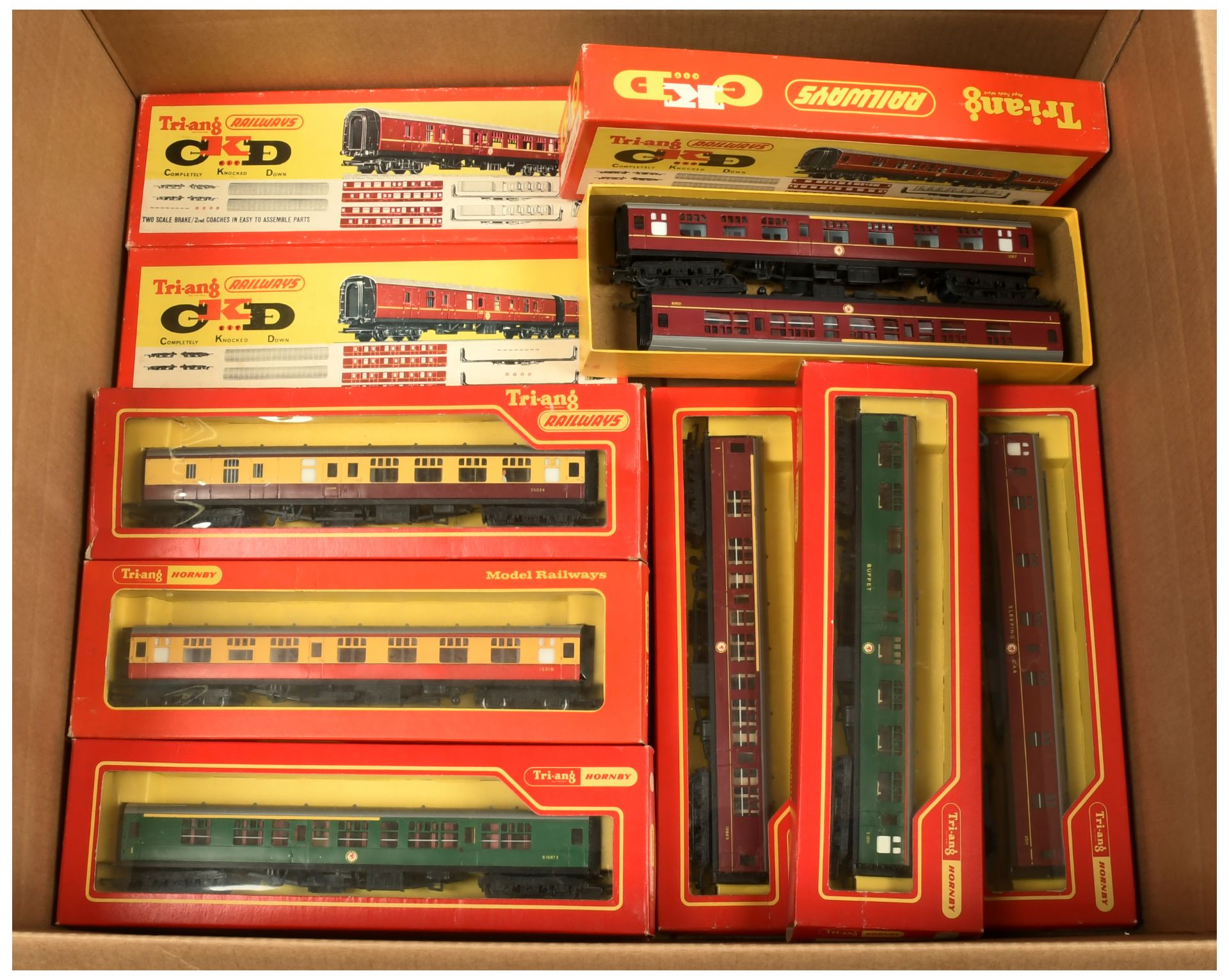 Triang Railways & Hornby group of BR boxed coaches. 