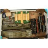 Hornby Dublo mixed 3-rail related group to include 