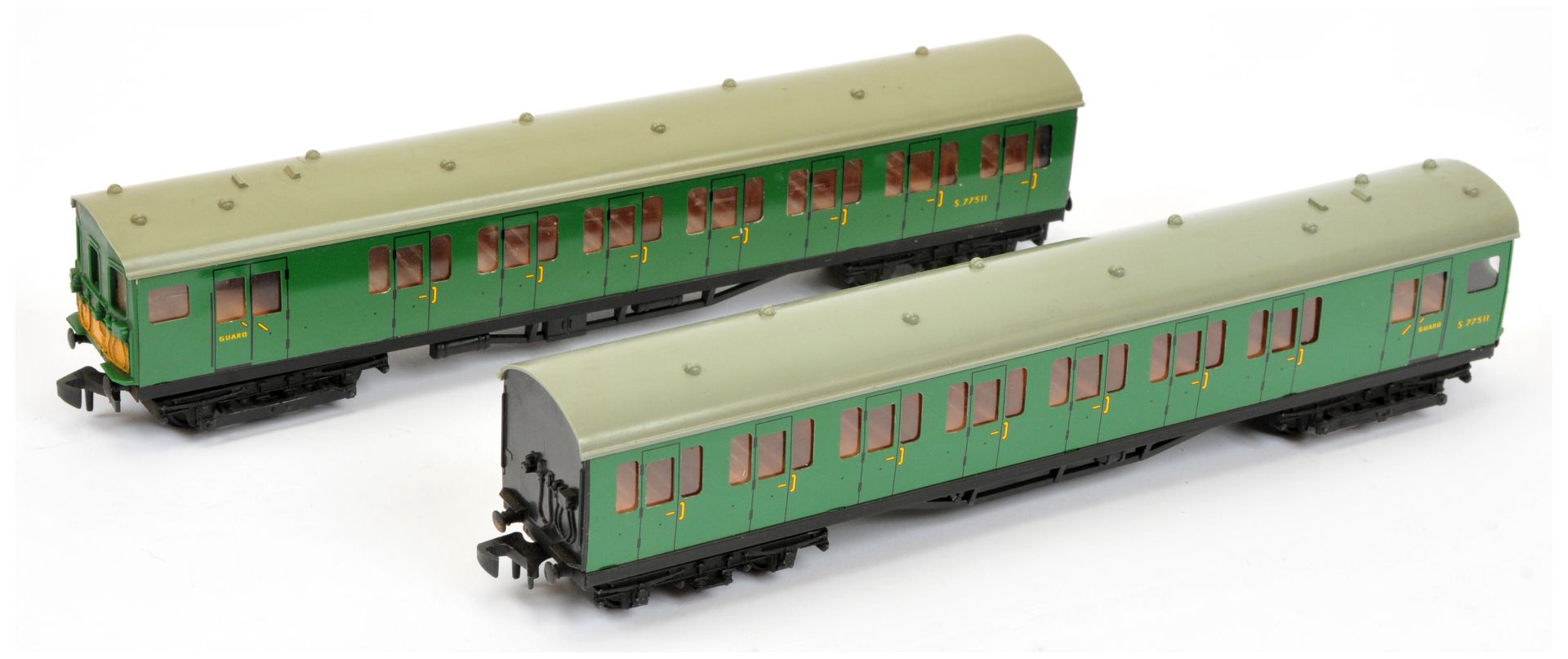 Hornby Dublo unboxed pair of 4150 SR green Electric Driving Trailer Coaches