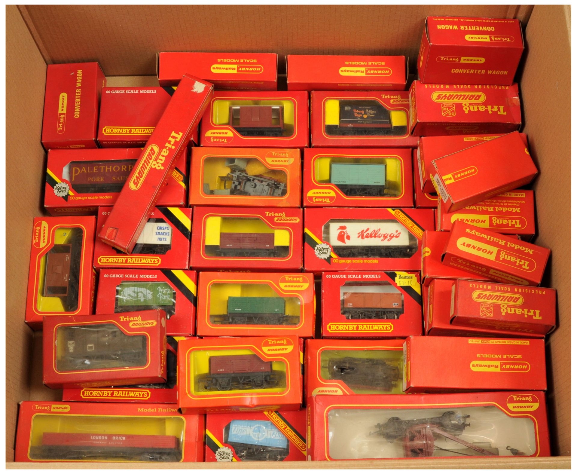 Hornby & Triang boxed group of Rolling Stock to include 