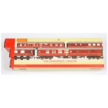 Hornby (China) R4177 "The Caledonian" Coach pack