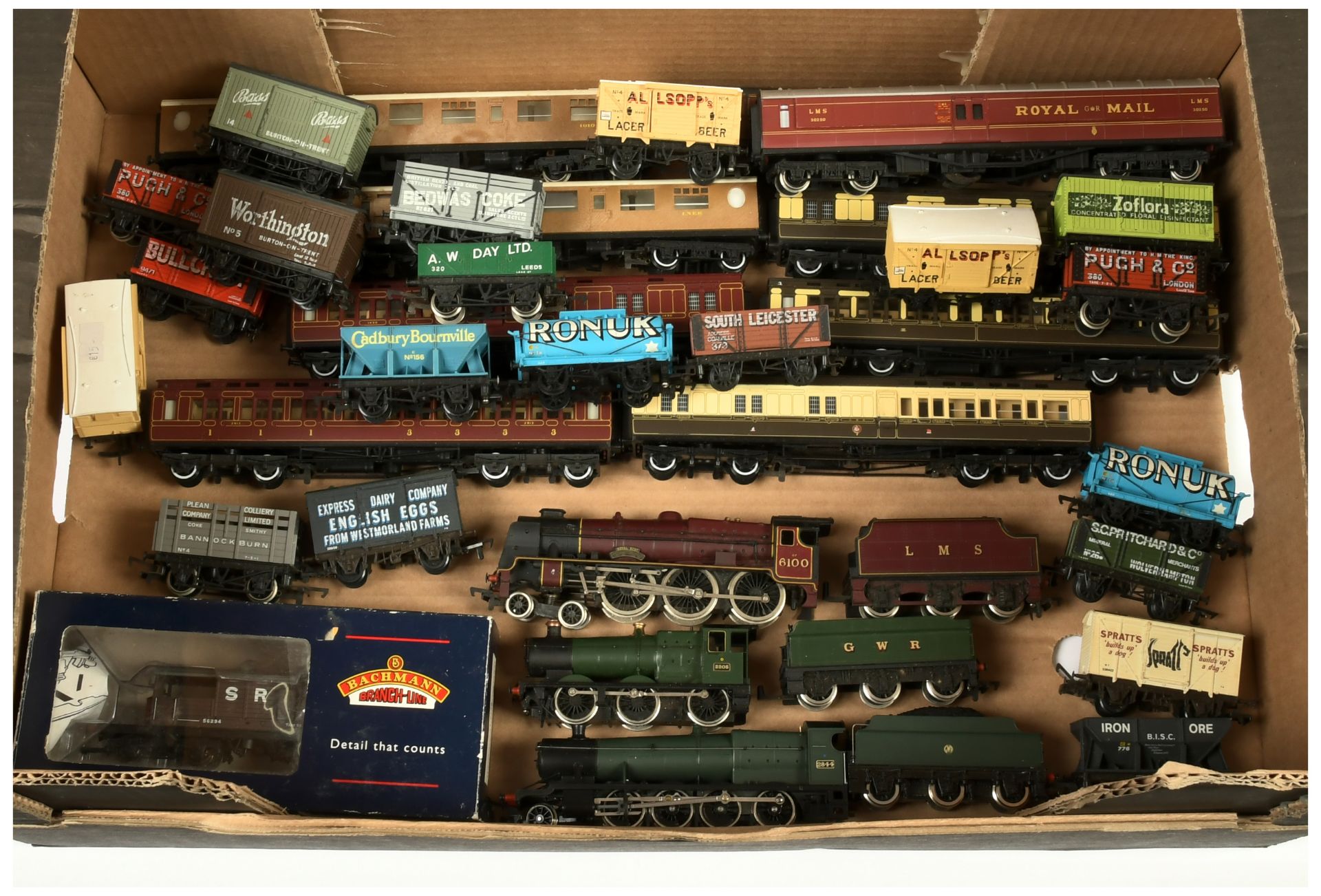 Bachmann, Mainline and & Similar mixed group of Locomotives and Rolling Stock to include 