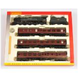 Hornby (China) R2176M (Limited Edition) "The Lakes Express" Train Pack 