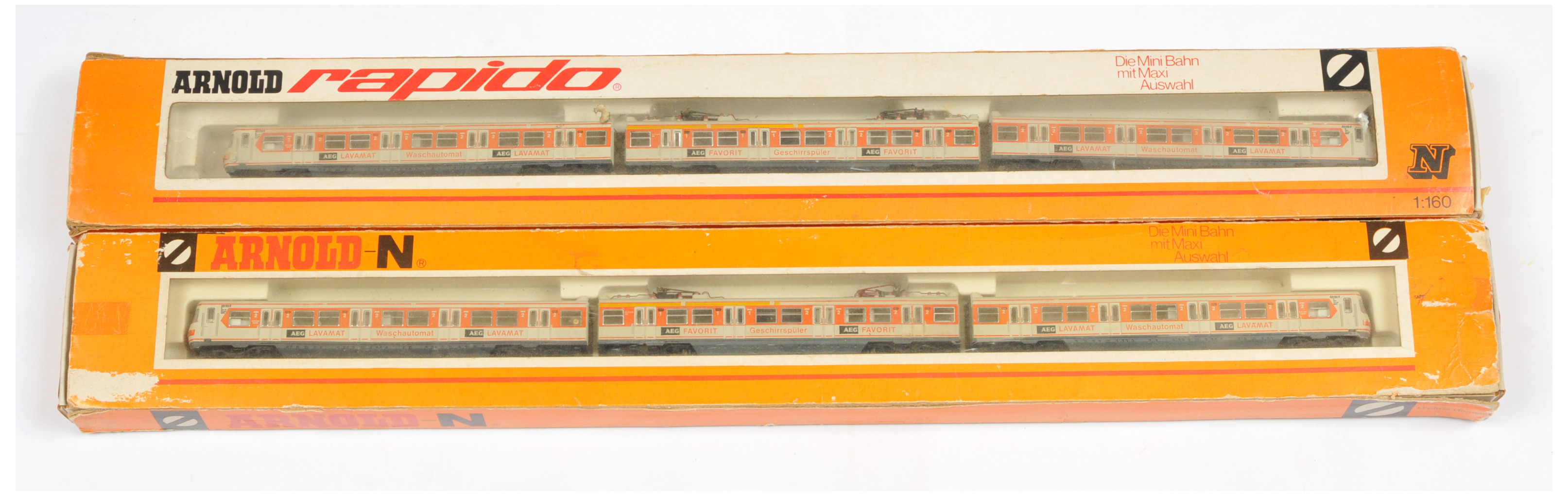 Arnold N Gauge pair of Ref 0295 AEG Lavamat 3-car Electric set