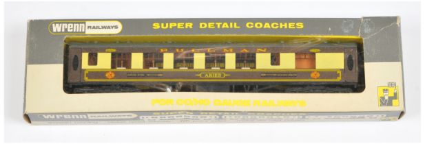 Wrenn W6012B brown and cream 1st Class Pullman Coach "Aries" with Golden Arrows to sides and whit...