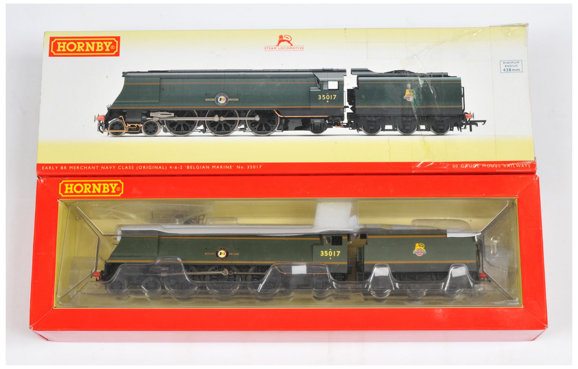 Hornby (China) R3861 4-6-2 BR Merchant Navy Class Steam Locomotive No. 35017 "Belgian Marine"