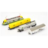 Piko HO Gauge an unboxed "John Deere" set comprising of