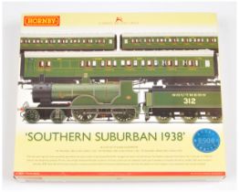 Hornby (China) R2813 Limited Edition "Southern Suburban 1938" train pack