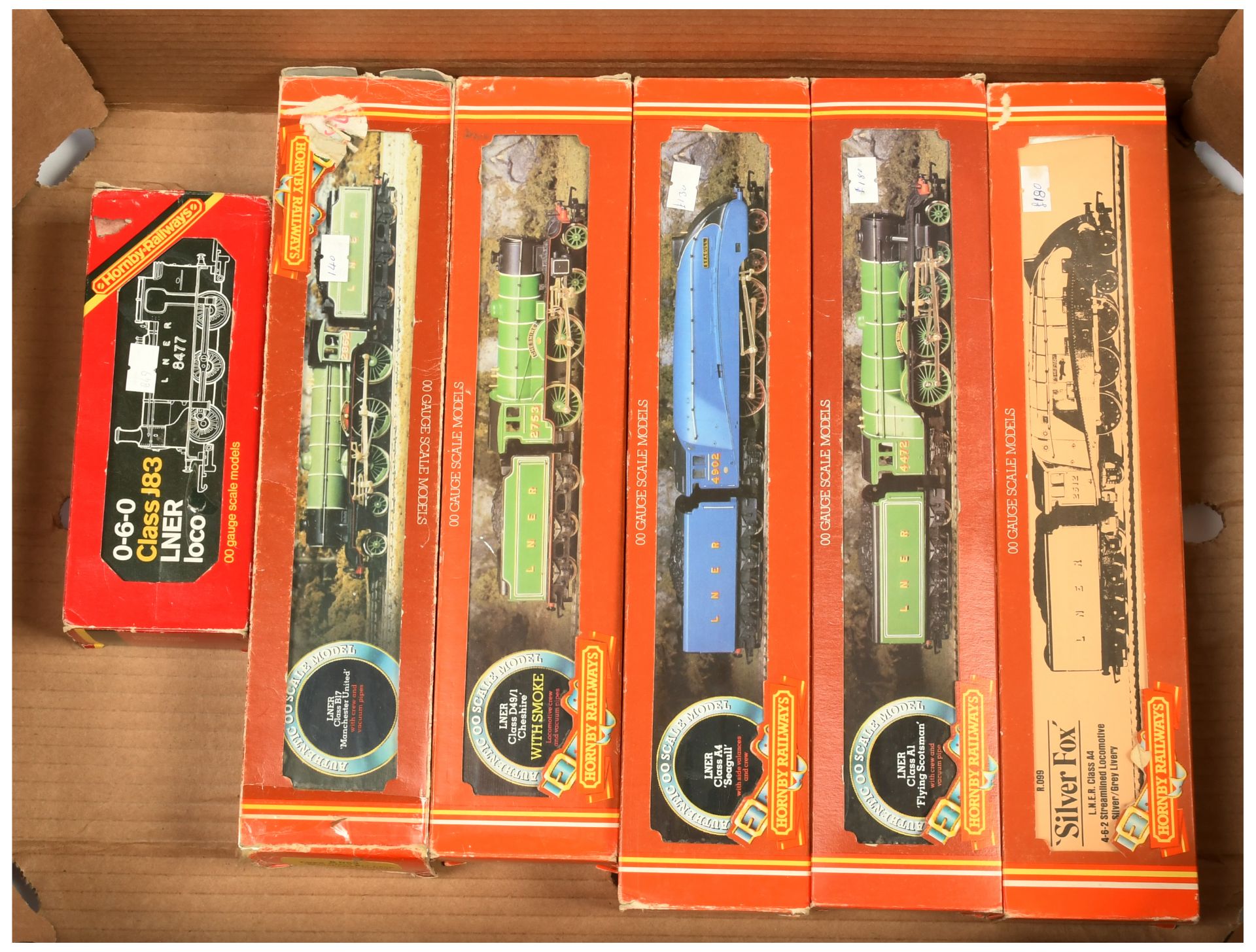 Hornby (GB) group of LNER Steam Locomotives to include 