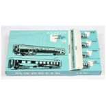 Marklin HO Gauge Ref 40661 Schweizer Reisezug-Wagen Set