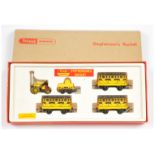 Triang Hornby OO Gauge R346C Stephensons Rocket set. 