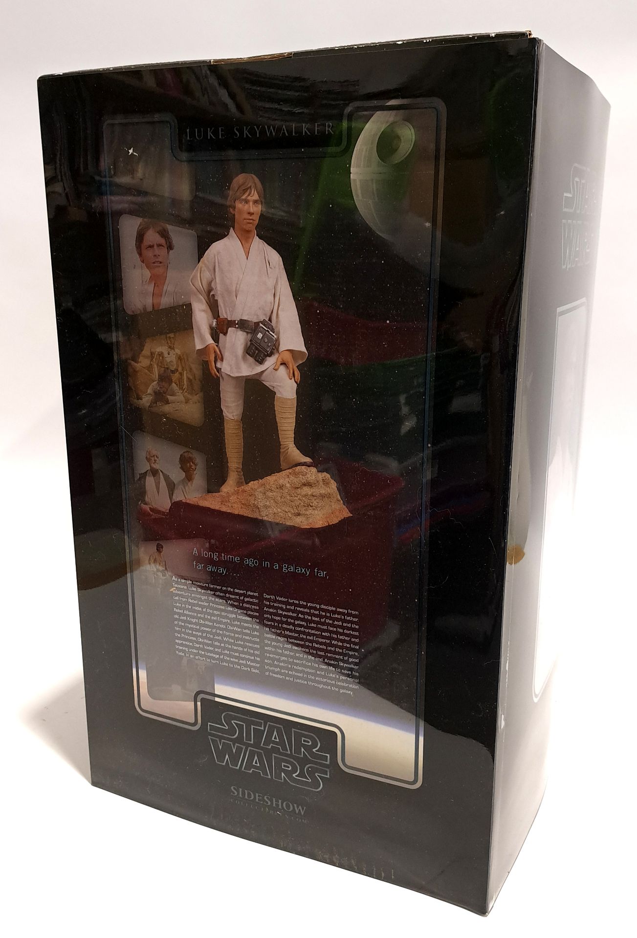 Sideshow Collectibles Star Wars Premium Format Luke Skywalker Statue. 2010/2500 - Image 2 of 2