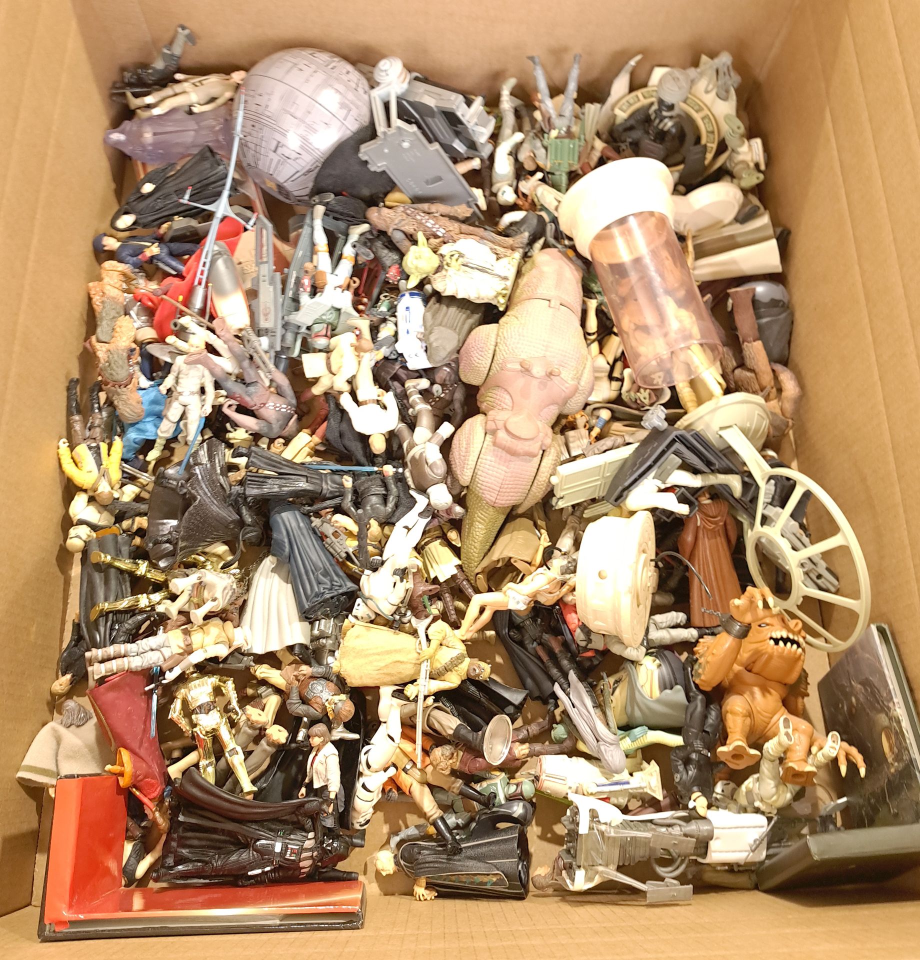 Quantity of Mixed Loose Star Wars Action Figures