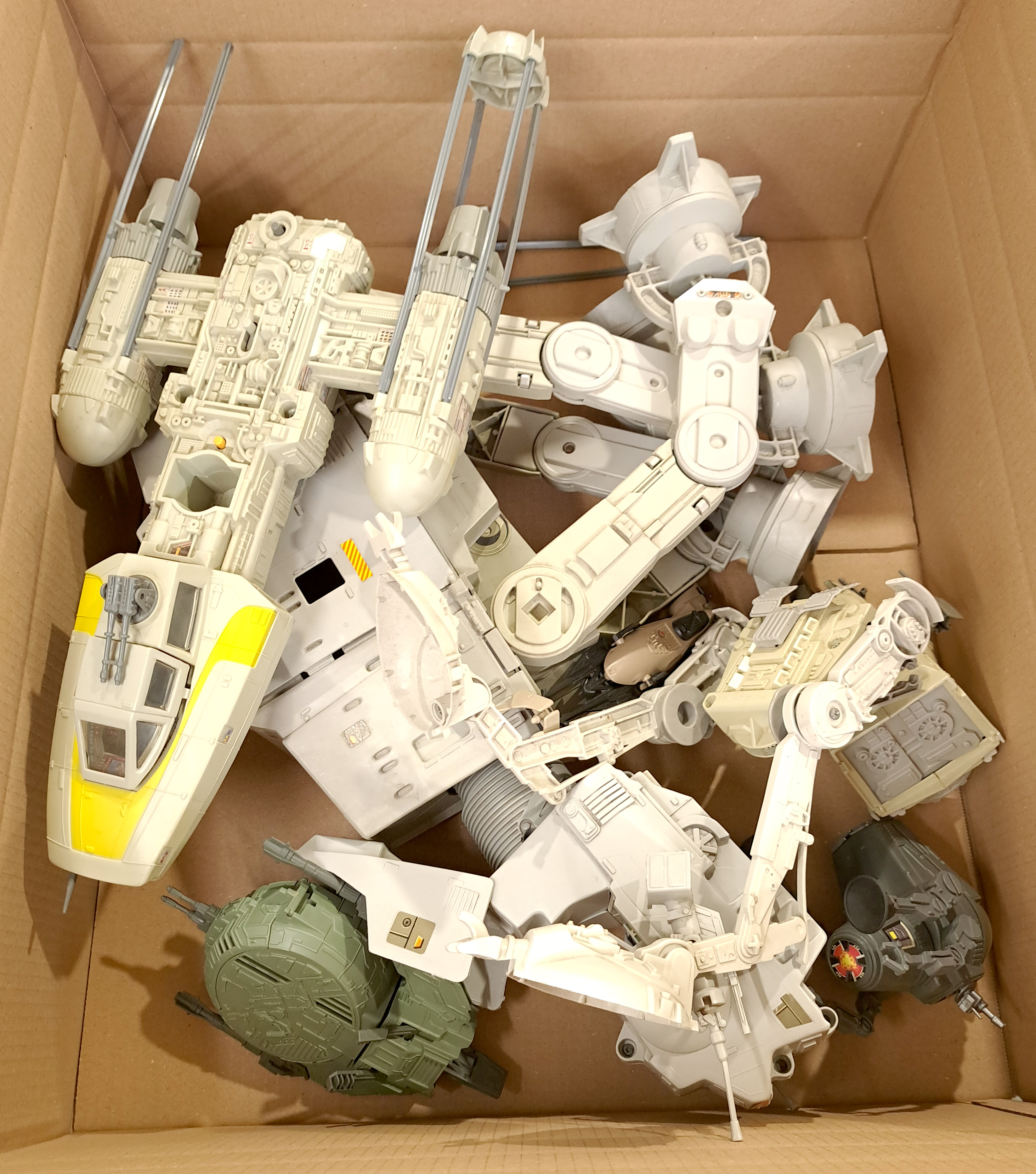 Quantity of Kenner Star Wars Vintage Vehicles/Starships