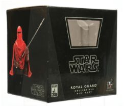 Gentle Giant Star Wars Emperor's Royal G,uard mini bust