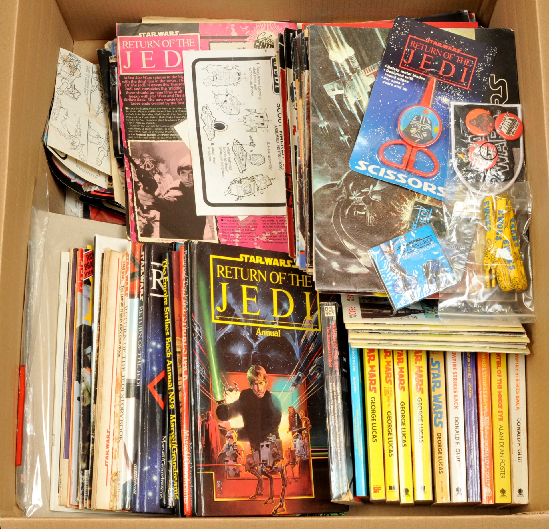 Star Wars vintage comics, books and other ephemera
