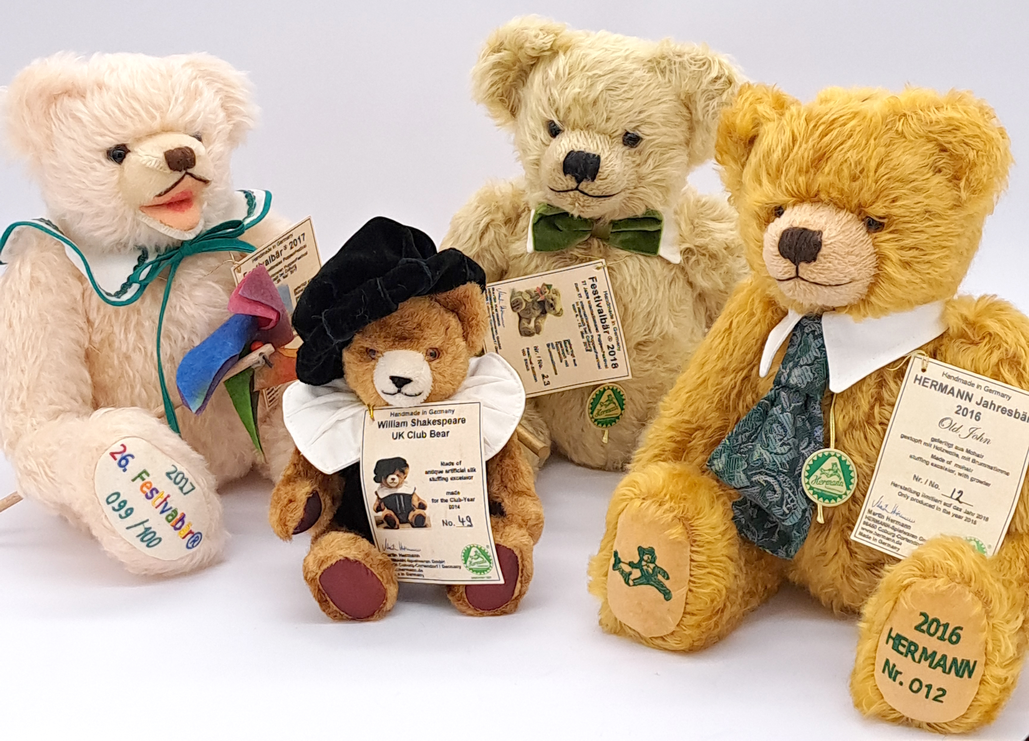 Hermann-Spielwaren group of teddy bears