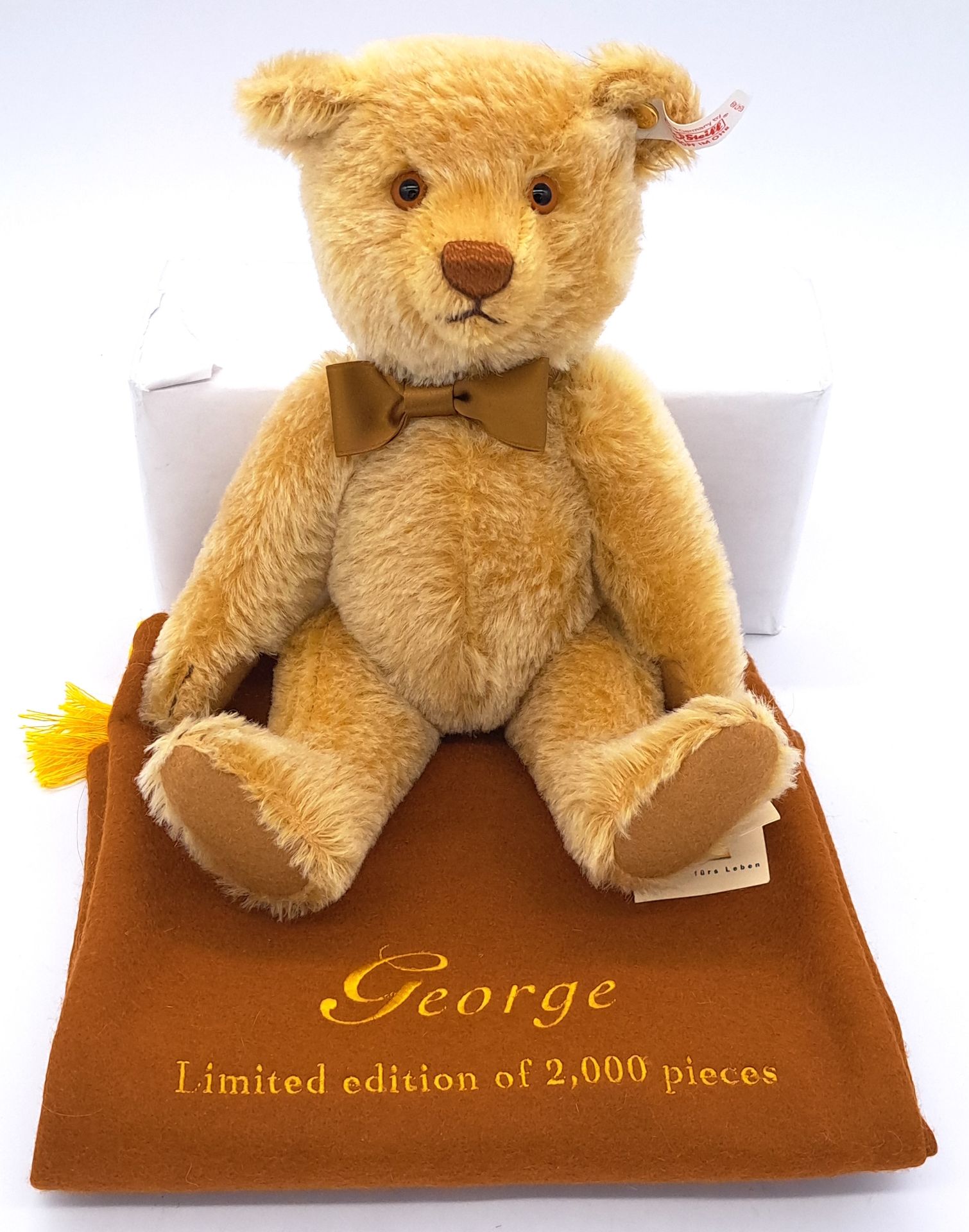 Steiff/Teddy Bears of Witney George teddy bear