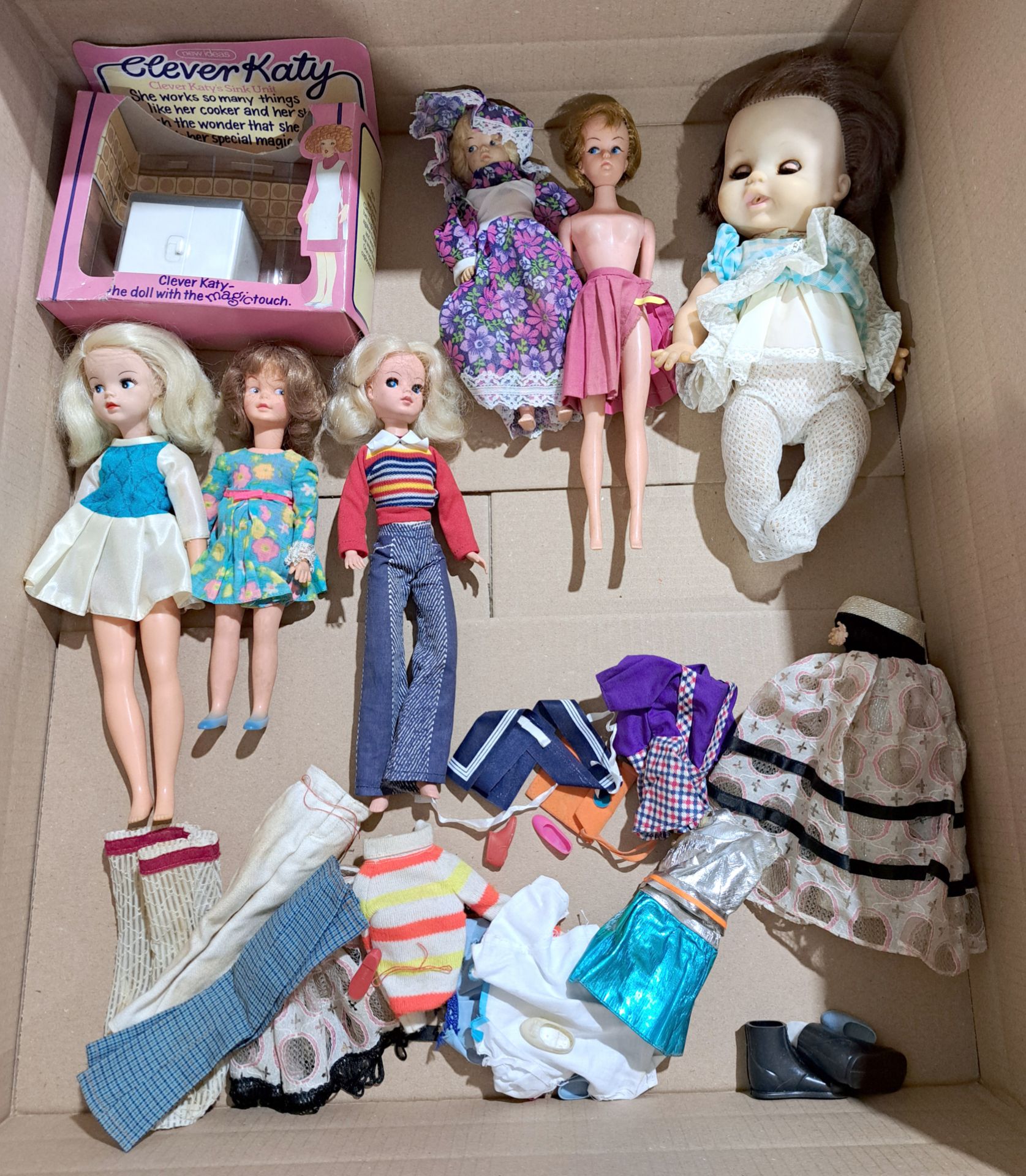 Pedigree Sindy & Patch plus others