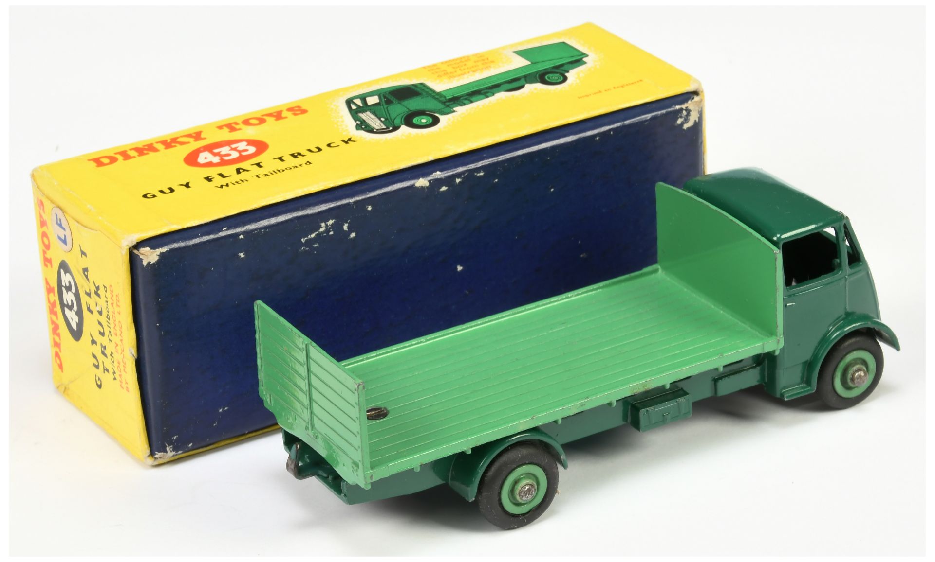 Dinky Toys 433 Guy (type 1) Flat Truck With Tailboard - Two-Tone green, supertoy hubs, silver tri... - Image 2 of 2