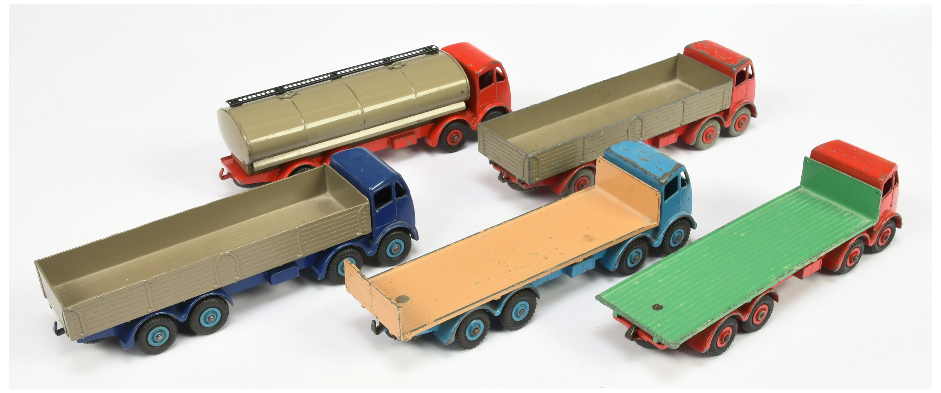 Dinky Toys Foden (type 2) Group Of Unboxed To Include - Flat truck, Diesel Wagon, Tanker and Flat... - Image 2 of 2