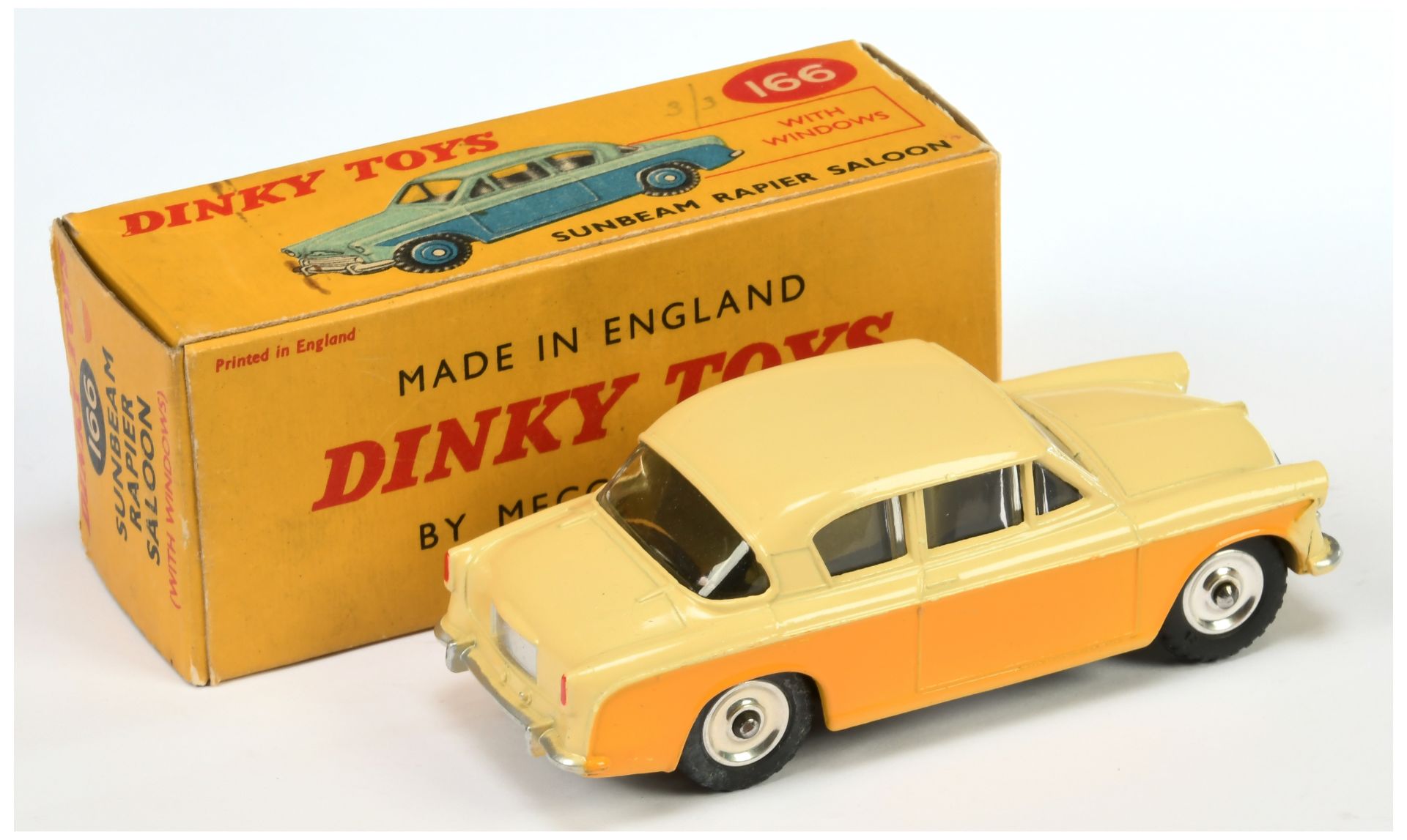 Dinky Toys 166 Sunbeam rapier Saloon - Two-Tone Cream and deep yellow, chrome spun hubs and silve... - Image 2 of 2