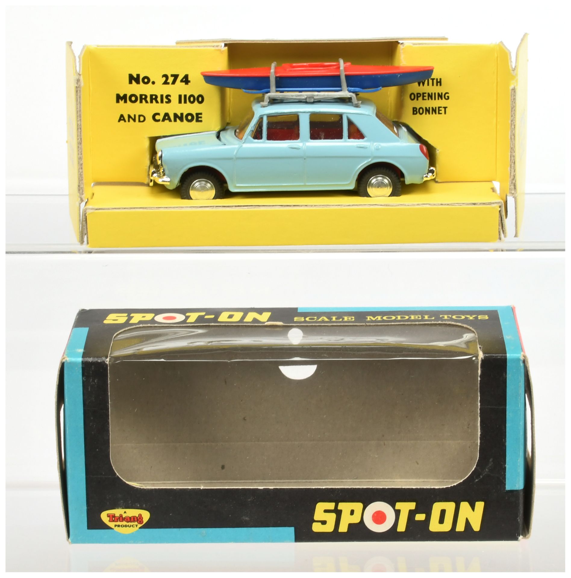 Triang Spot On 274 Morris 1100 saloon - Light blue, red interior with black steering wheel, chrom...