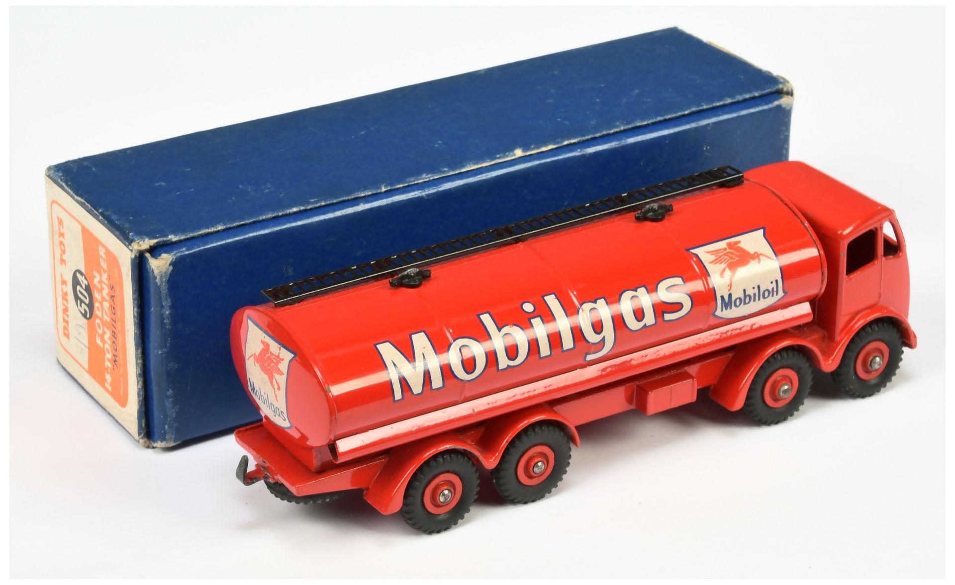 Dinky Toys 504 Foden (type 2) Tanker "Mobilgas"  - Red including supertoy hubs with black tyres, ... - Image 2 of 2