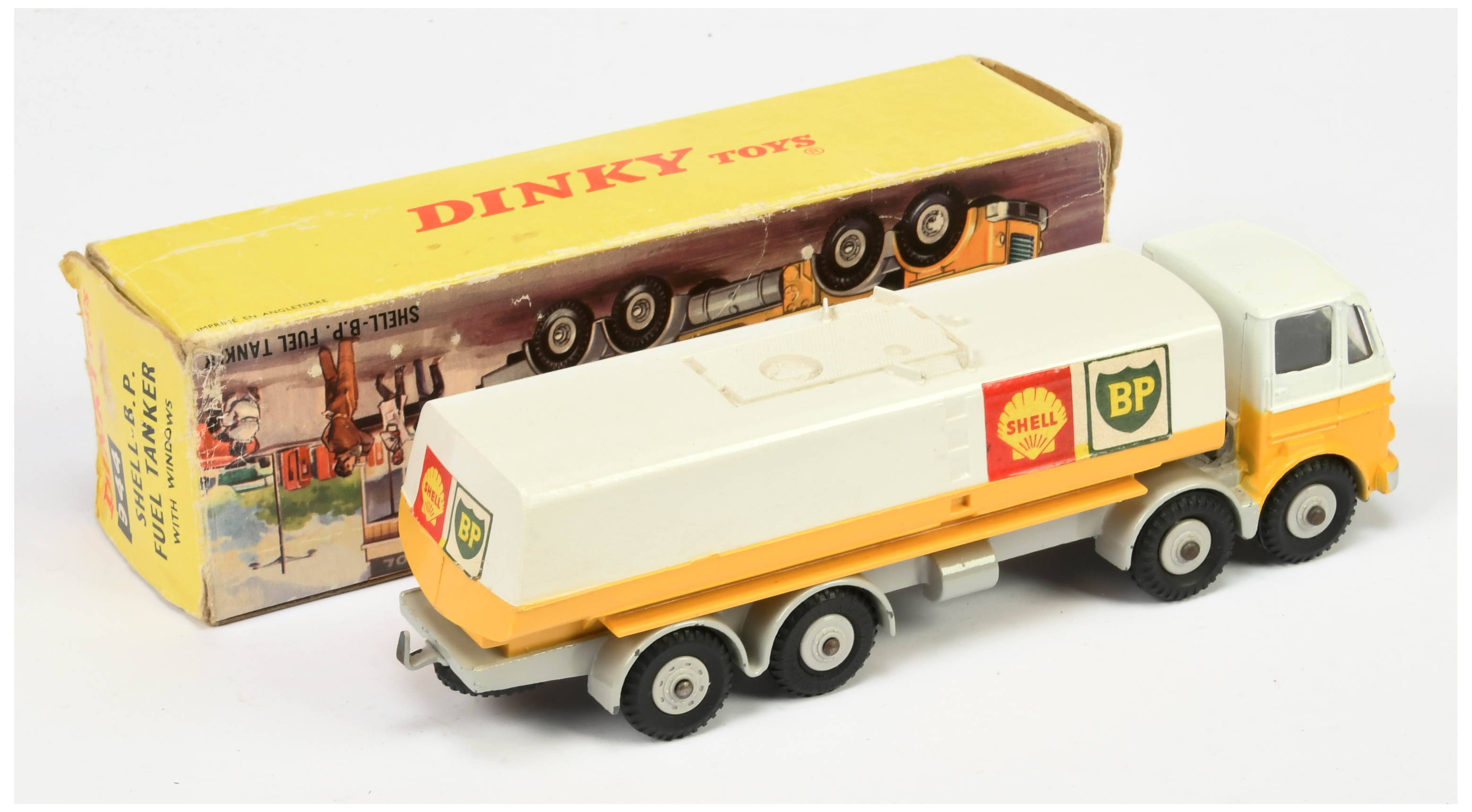 Dinky Toys 943 Leyland Octopus Tanker "Shell-BP" - yellow, white including Tanker, grey chassis a... - Image 2 of 4