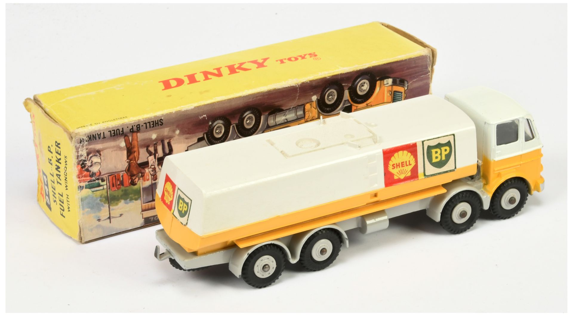 Dinky Toys 943 Leyland Octopus Tanker "Shell-BP" - yellow, white including Tanker, grey chassis a... - Image 2 of 4