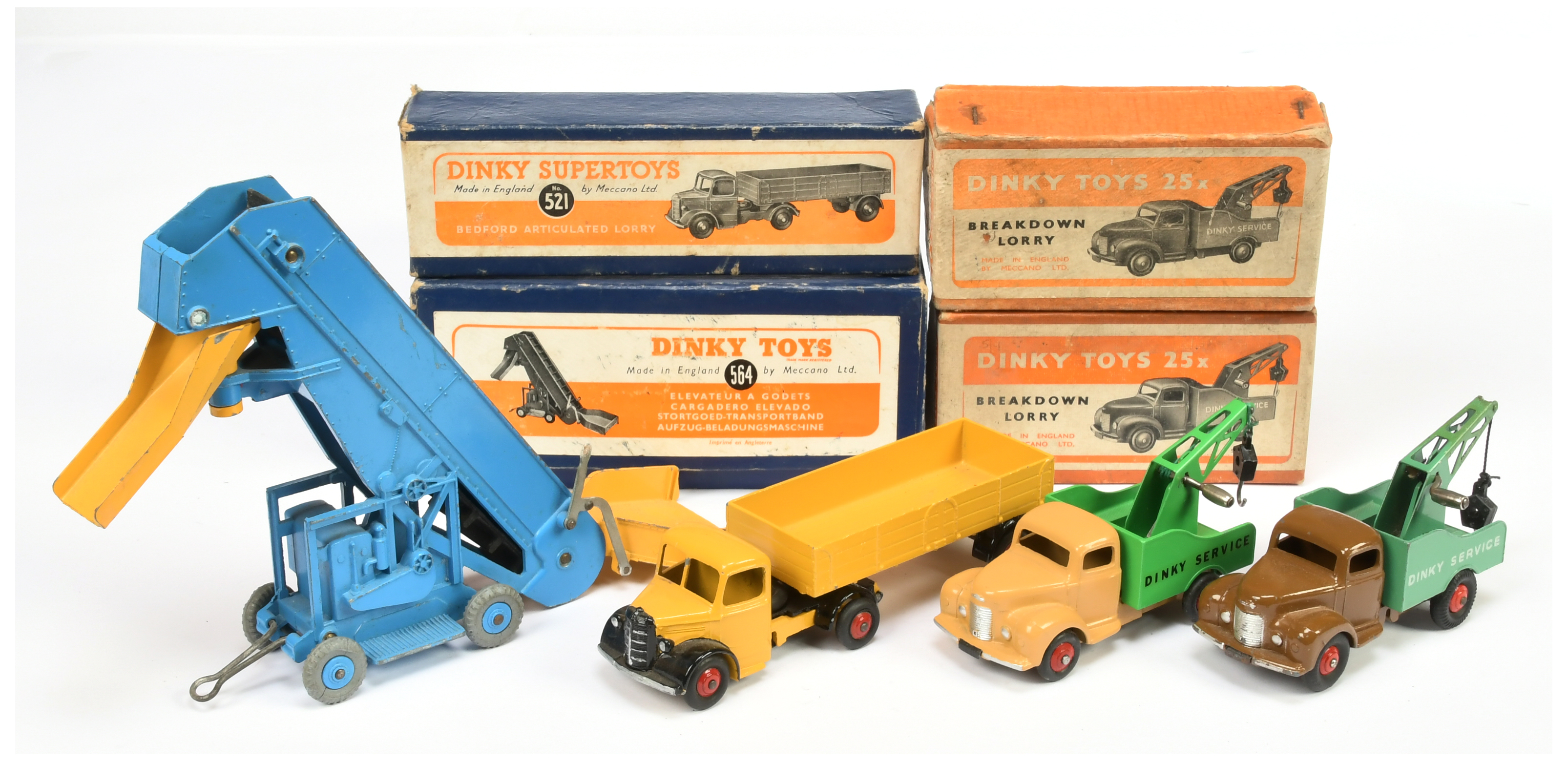 Dinky Toys Group To Include 25X Commer Breakdown Lorry - Brown cab and chassis, green back, anoth...