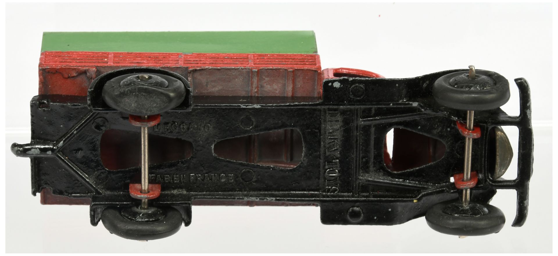 French Dinky Toys Pre-War 25B Covered Wagon  - Red body, black chassis and smooth hubs with corre... - Image 3 of 3