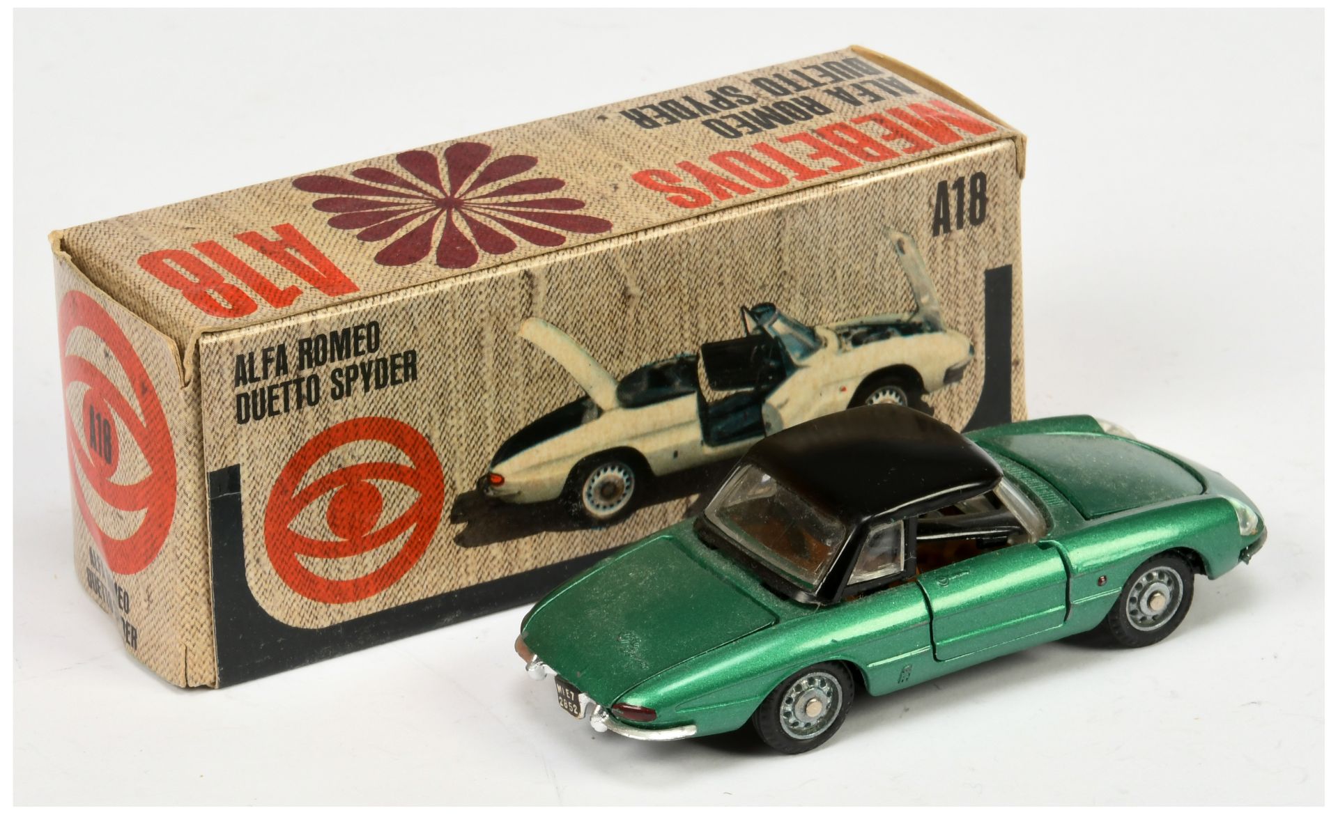 Mebetoys A18 Alfa Romeo Duetto Spyder - Green with black hood, brown interior, chrome trim and ca... - Image 2 of 2