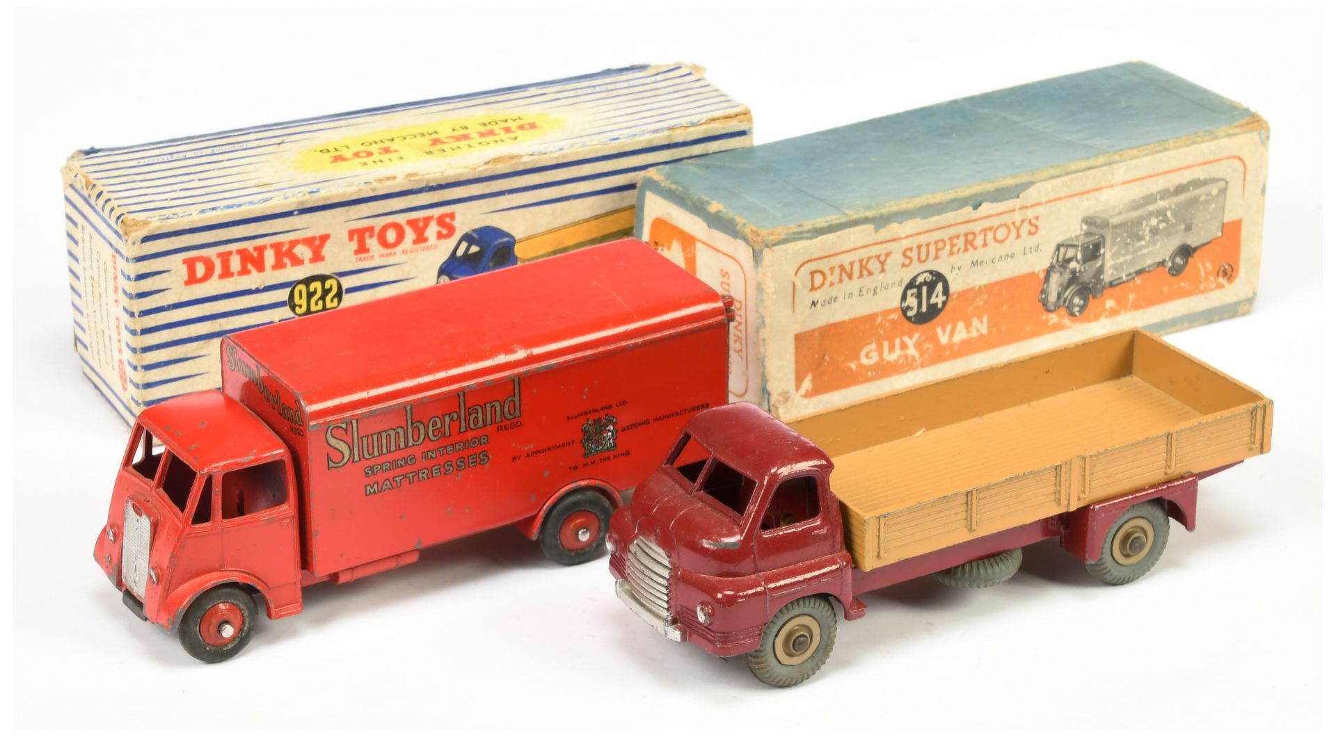 Dinky Toys Guy (type 1) Van "Slumberland" - Red including rigid hubs ans silver trim plus 922 Big...