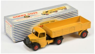 Dinky Toys 921 (521) Bedford Articulated Lorry - Yellow, black, red rigid and supertoy hubs with ...