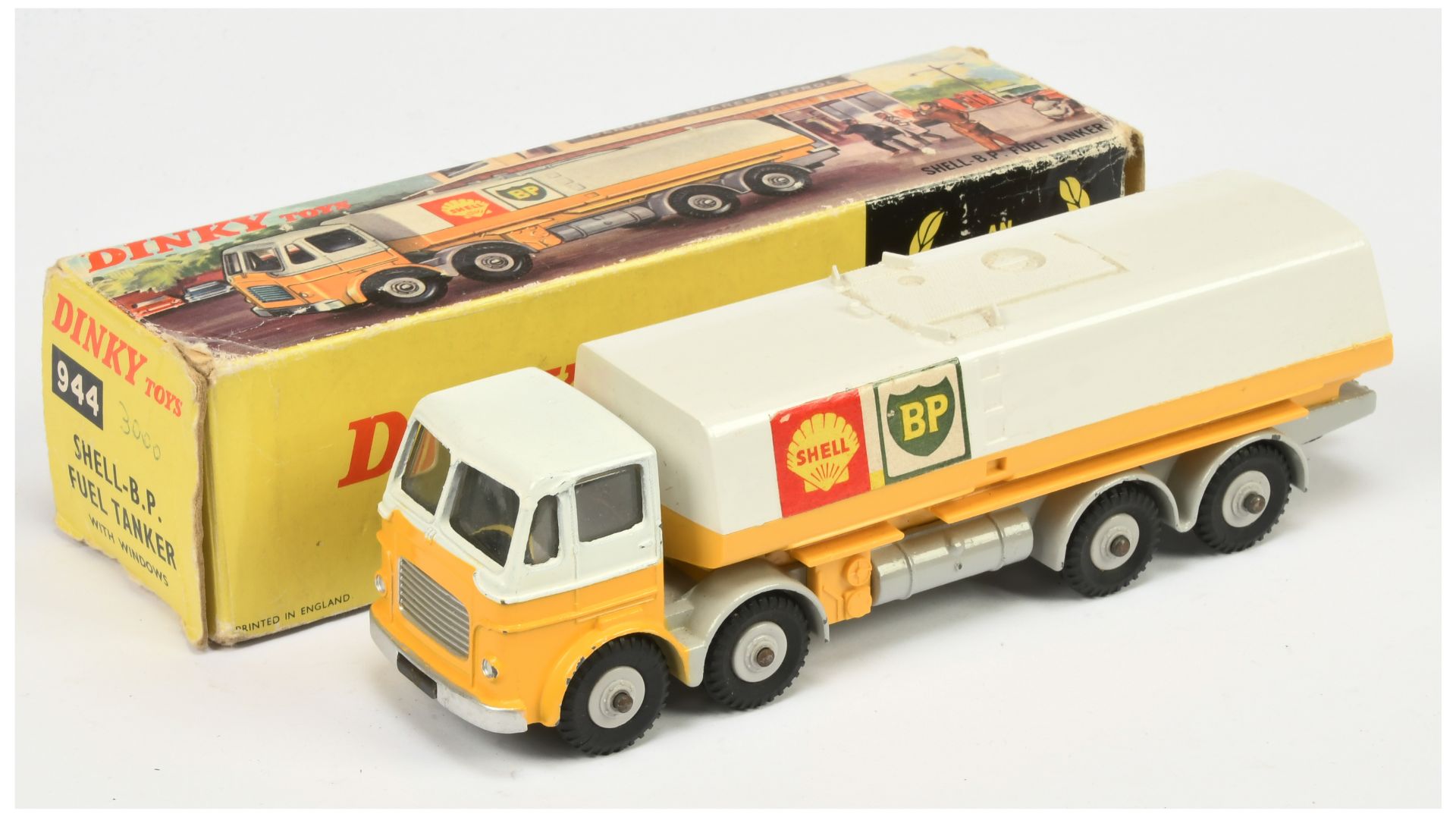 Dinky Toys 943 Leyland Octopus Tanker "Shell-BP" - yellow, white including Tanker, grey chassis a...