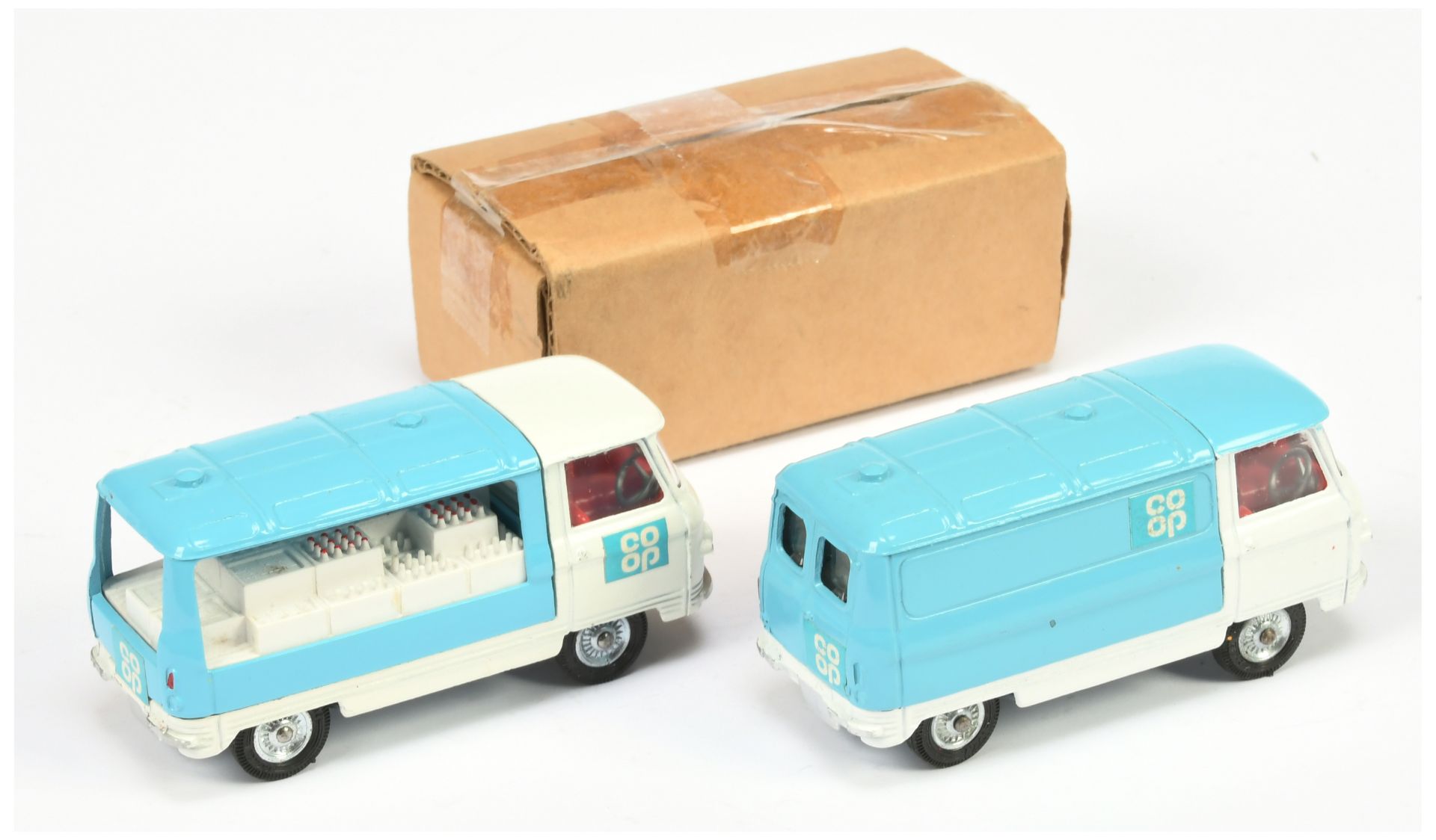 Corgi Toys "CO OP" A Pair Taken From Set To Include (1) Commer Delivery Van and (2) Commer Milk F... - Bild 2 aus 2
