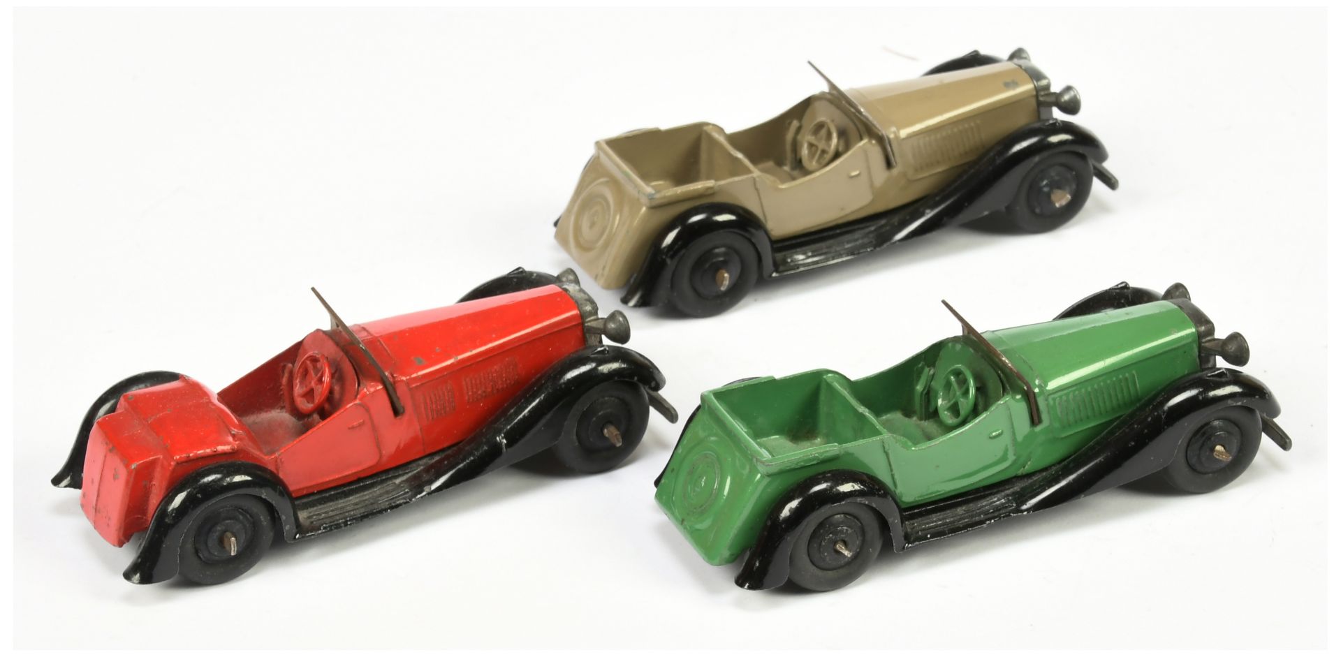 Dinky Toys 36 Series To Include (1) 36e 2-Seater Sports - Red body, (2) 36f 4-Seater Sport - Gree... - Bild 2 aus 2