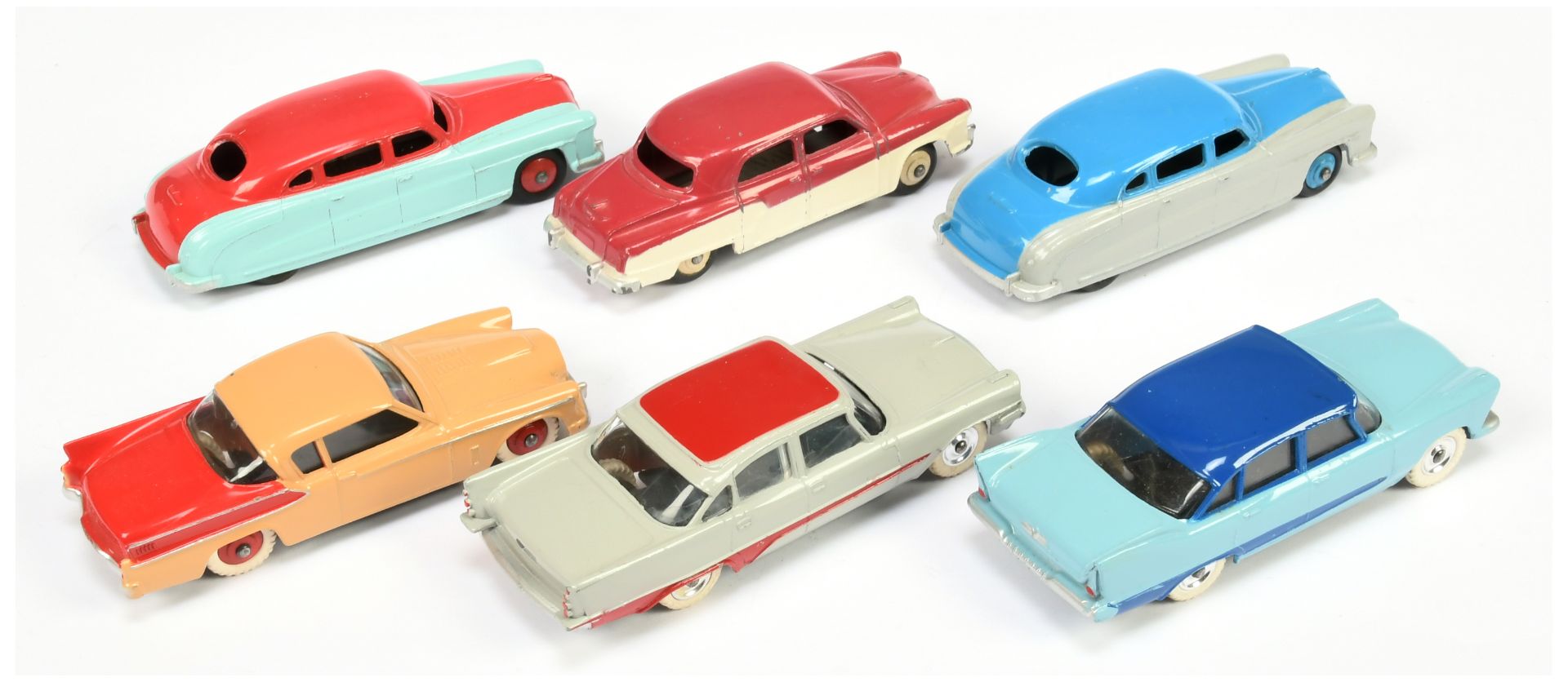 Dinky Toys Unboxed Group To Include Plymouth Plaza - Two-Tone blue, De Soto Fireflite - Grey and ... - Bild 2 aus 2