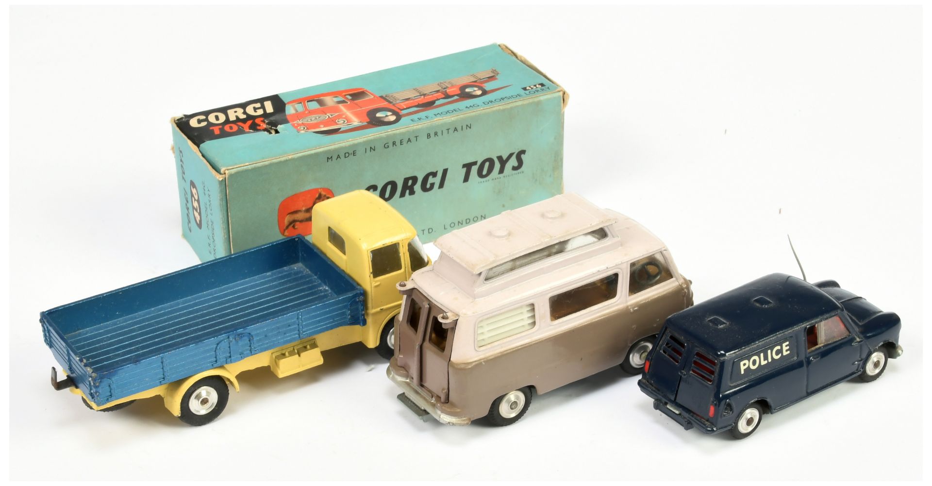 Corgi Toys 456 ERF Dropside Lorry - Pale yellow cab and chassis, metallic blue back, silver trim,... - Image 2 of 2