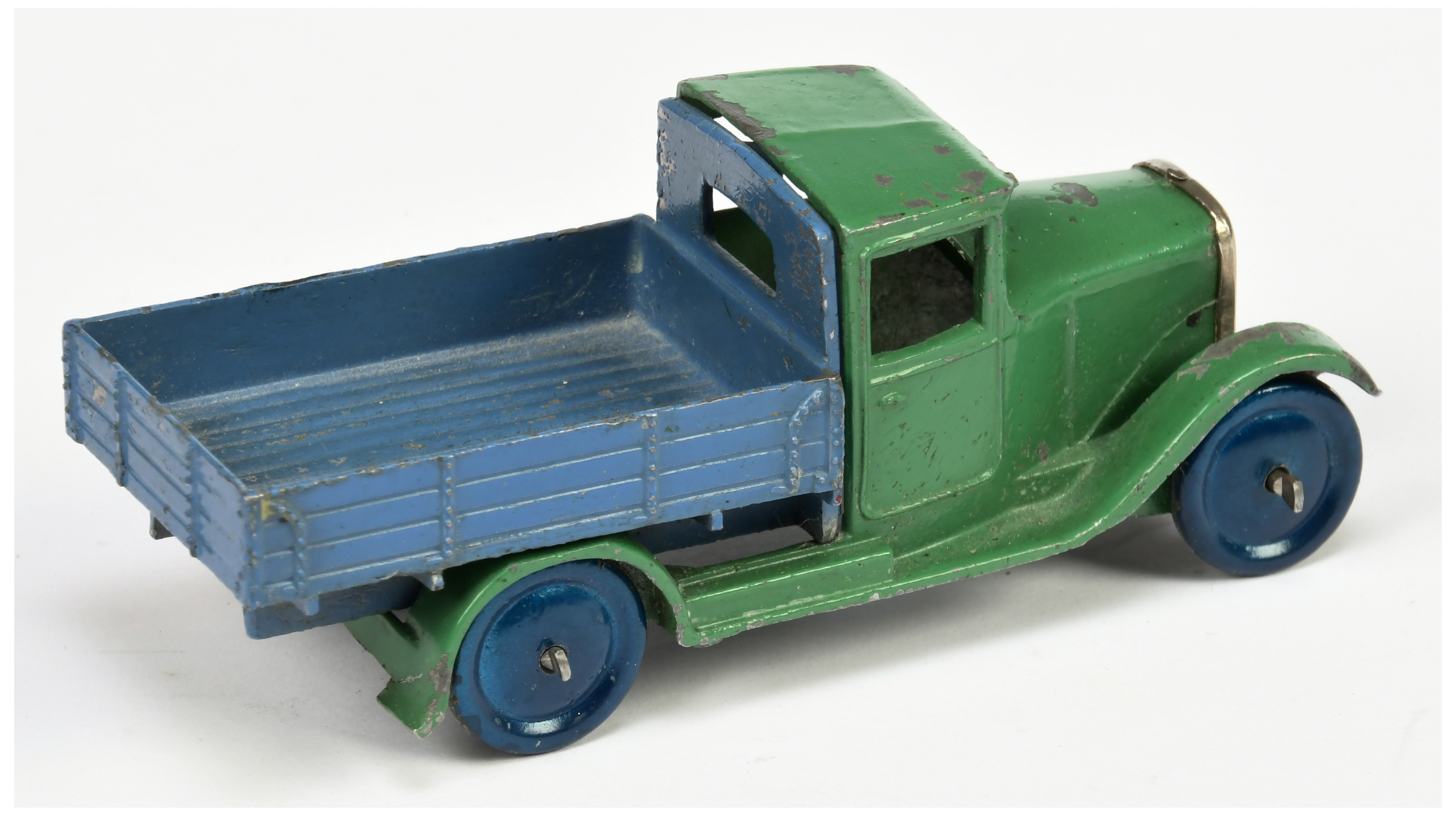 Dinky Toys Pre-War 22C Motor Truck - Green Cab and Chassis, blue back and washed wheels, chrome g... - Image 2 of 3
