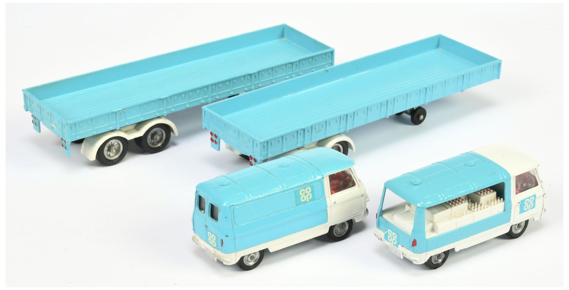Corgi Toys "CO OP" Group To Include (1) Commer Delivery Truck - White and blue with red interior ... - Bild 2 aus 2