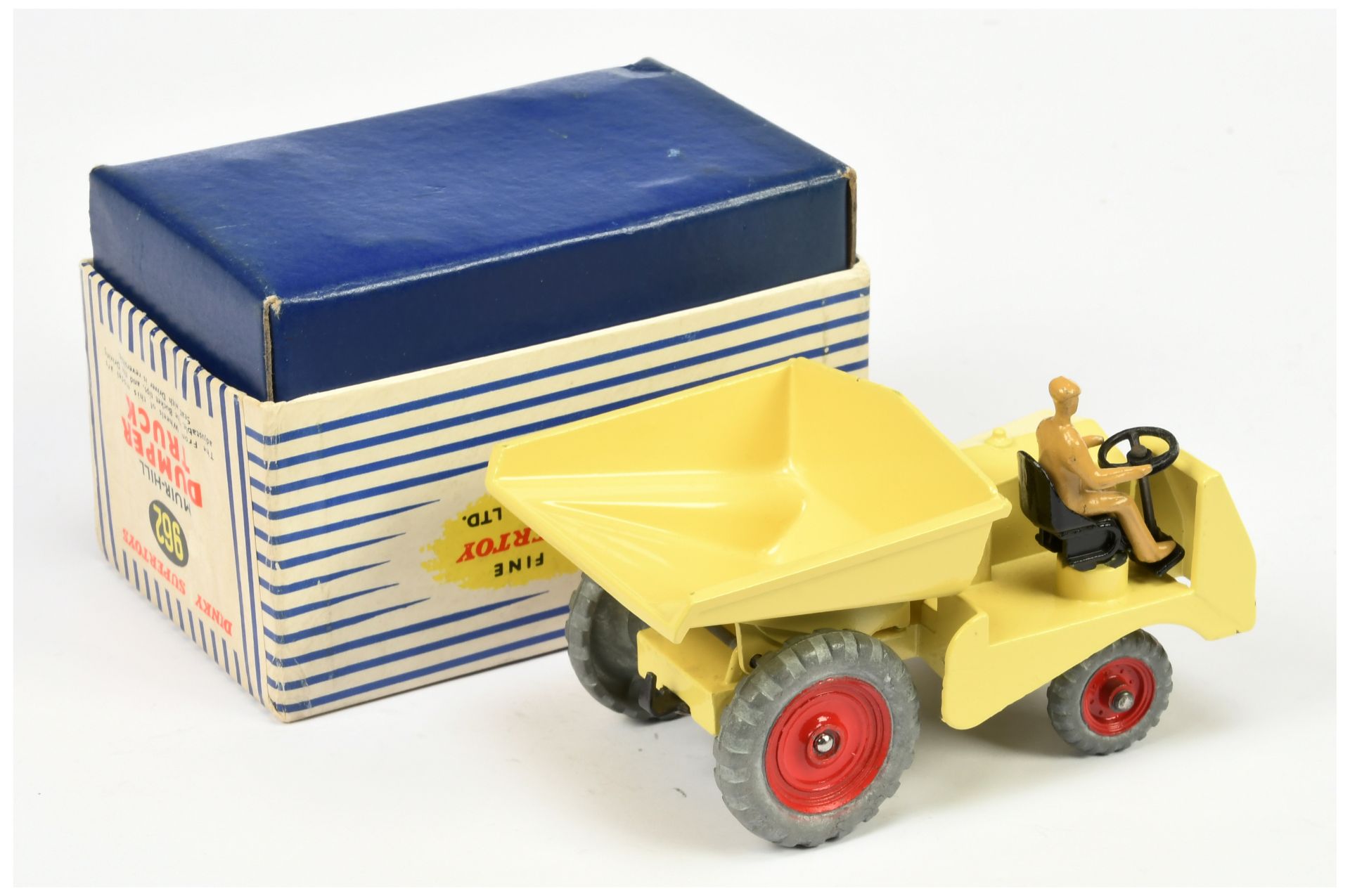 Dinky Toys 962 Muir-Hill Dumper Truck - Yellow body and tipper, red metal wheels, tan figure driv... - Bild 2 aus 2