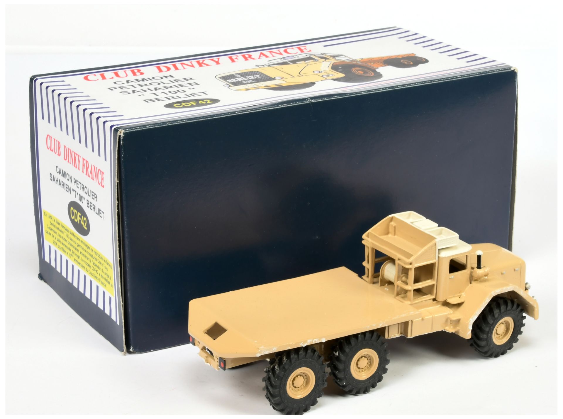 Club Dinky France CDF42 Large Scale Camion Petrolier Saharien T100 Berliet - Desert Sand Finish i... - Image 2 of 2